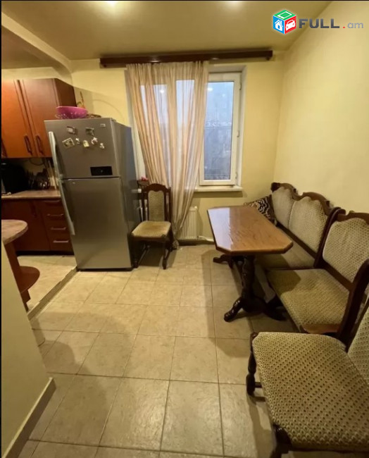 LA07954 Վարձով 2 սենյականոց բնակարան Եղիշե Թադևոսյան փողոցում