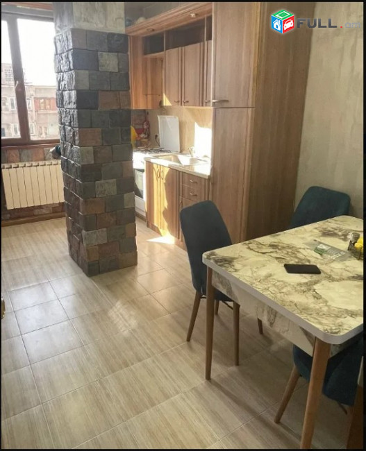 LA07965 Վարձով 3 սենյականոց բնակարան Դերենիկ Դեմիրճյանի