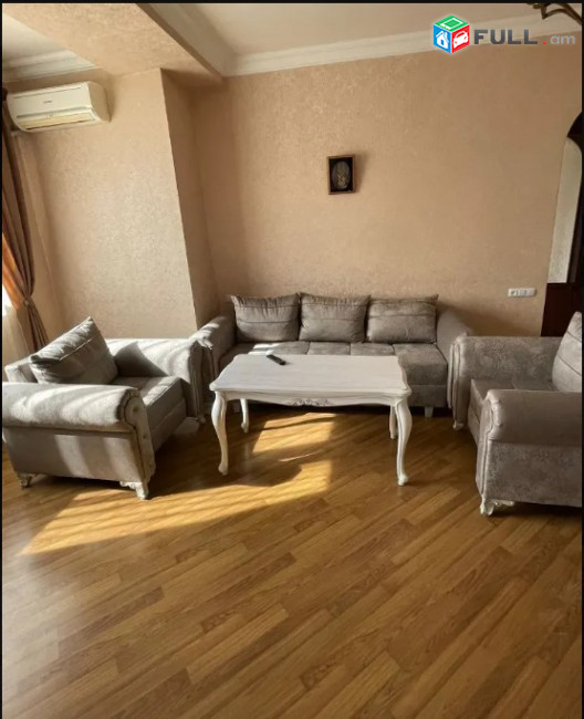 LA07965 Վարձով 3 սենյականոց բնակարան Դերենիկ Դեմիրճյանի