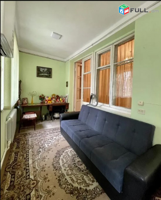 LA07997 Վարձով 2 սենյականոց բնակարան Տերյան փողոց ,Արամի խաչմերուկի մոտ