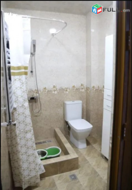 LA08027 Վարձով 2 հարկանի 8 սենյականոց առանձնատուն Արաբկիր Թավրիզյան փողոցում 