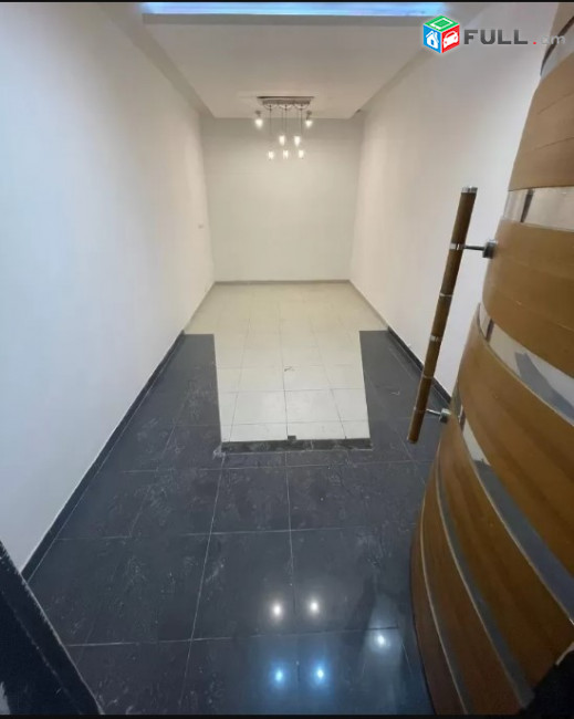 LA08048 Վարձով 180 քմ. տարածք Եղիշե Չարենցի փողոցում 