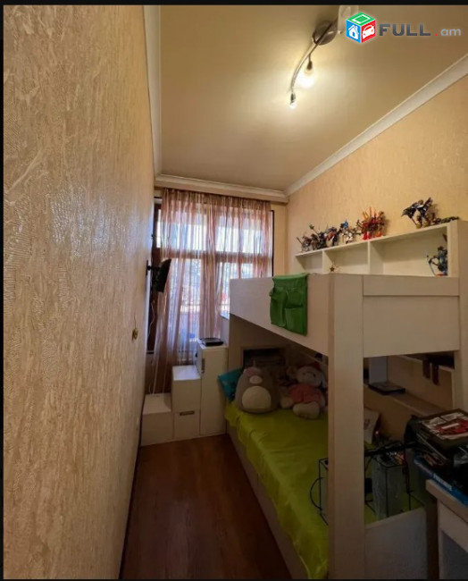 LA08041 Վարձով 3 սենյականոց բնակարան Սայաթ Նովա ,  նորակառույց շենք