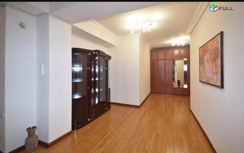 LA08061  Օրավարձով 4 սենյականոց  բնակարան  Բյուզանդ, Հրապարակի հարևանությամբ նորակառույց շենք