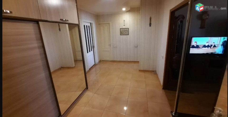 LA08094 Վարձով 3 սենյականոց բնակարան Ագաթանգեղոս փողոց , Ռոսսիայի հարևանությամբ