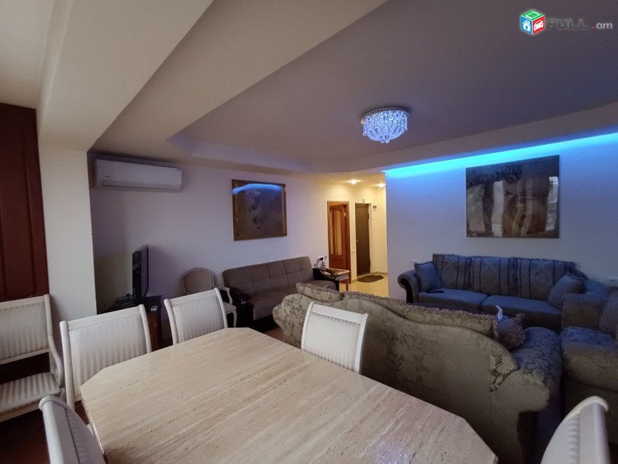 LA08199 Վարձով 3 սենյականոց բնակարան Բանգլադեշ , Անդրանիկի փողոցում 