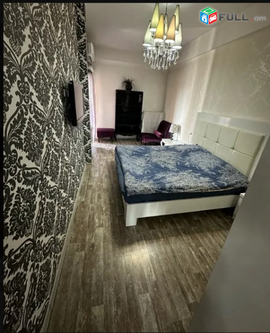 LA08203 Վարձով 2 սենյականոց բնակարան Ամիրյան փողոց , նորակառույց շենք