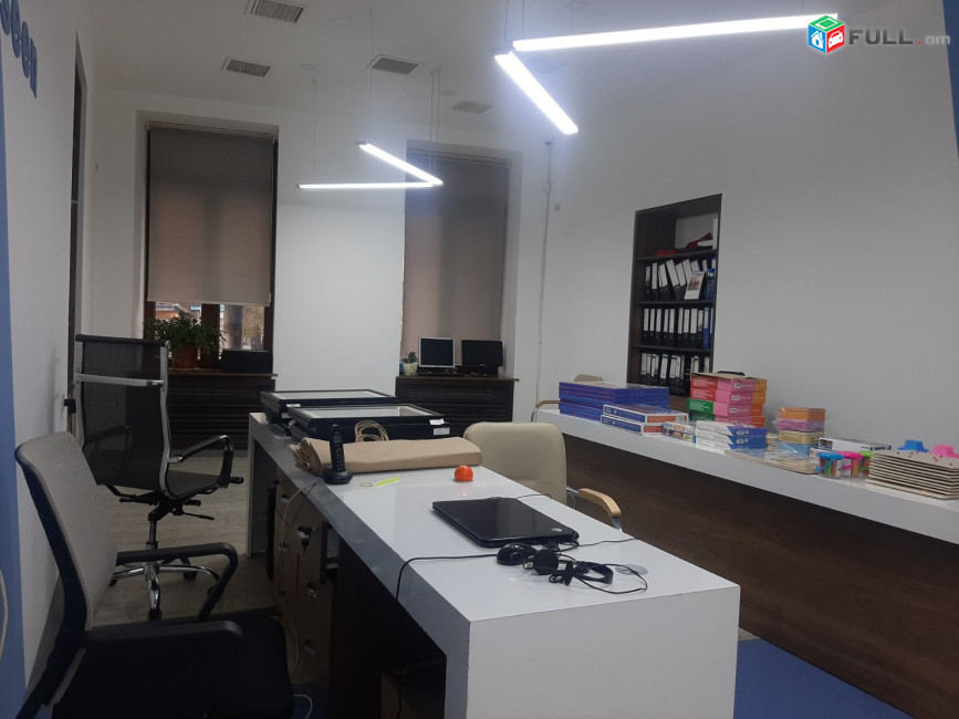 LA08231 Վարձով 280 քմ. տարածք Նալբանդյան փողոց, Թումանյան խաչմերուկի մոտ