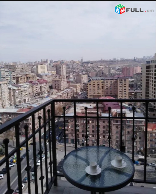 LA08243 Վարձով 3 սենյականոց բնակարան Բյուզանդի փողոց , նորակառույց շենքում 