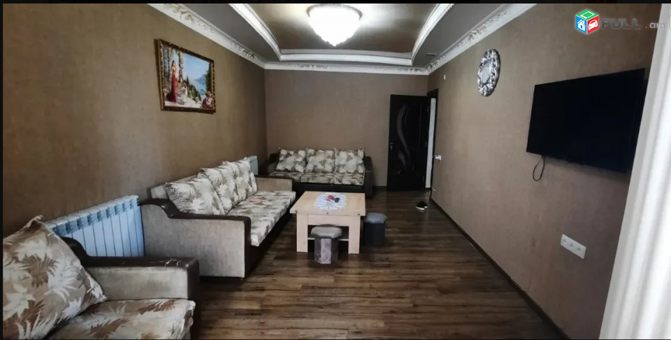 LA08288 Վարձով 3 սենյականոց բնակարան Բրյուսովի փողոց , Կենտրոն