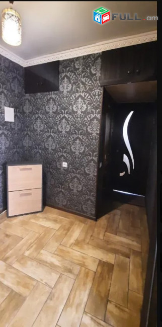 LA08288 Վարձով 3 սենյականոց բնակարան Բրյուսովի փողոց , Կենտրոն