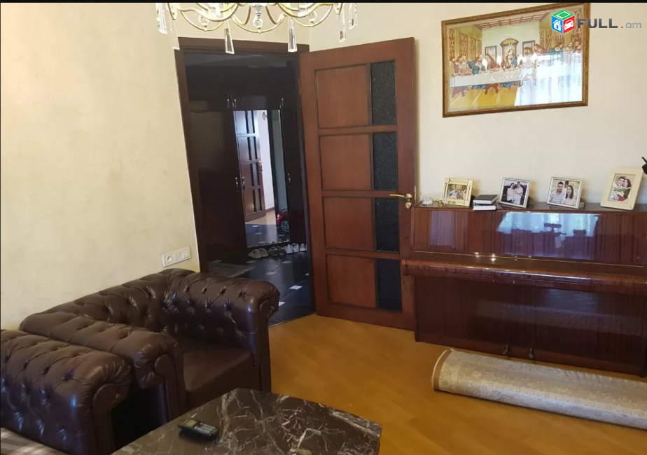 LA08334 Վարձով 4 սենյականոց բնակարան Եղիշե Թադևոսյան փողոց, Էվիկա սուպերմարկետի մոտ