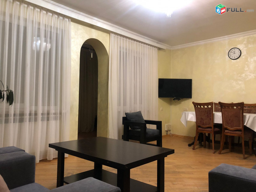 LA08360 Վարձով 4 սենյականոց բնակարան Մամիկոնյանց փողոցում 