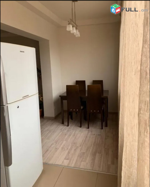 LA08383 Վարձով 2 սենյականոց բնակարան Տիգրան Պետրոսյանի փողոցում