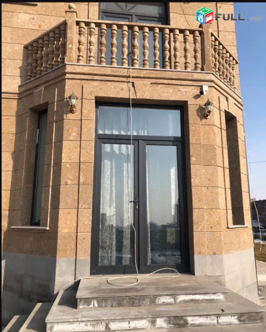 LA084390 Վարձով 5 սենյականոց առանձնատուն Բագրևանդում 
