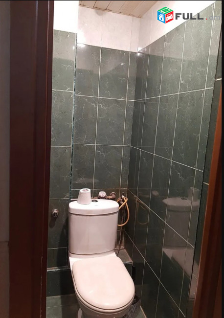 LA08403 Վարձով 4 սենյականոց բնակարան Արցախի փողոց