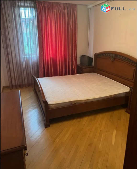 LA08415 Վարձով 3 սենյականոց բնակարան Վրացական 2-րդ նրբանցքում 