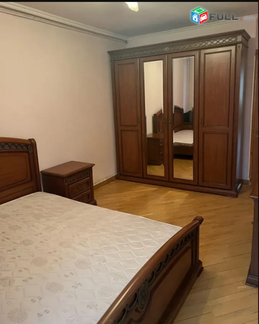 LA08415 Վարձով 3 սենյականոց բնակարան Վրացական 2-րդ նրբանցքում 