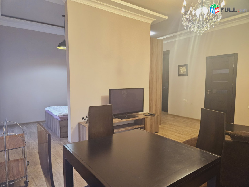 LA08429 Վարձով 2 սենյականոց բնակարան Պուշկինի փողոցում