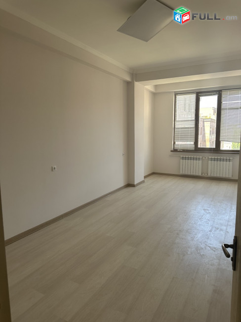 LA08428 Վարձով 3 սենյականոց բնակարան Ադոնց , Երազ բնակելի թաղամաս նորակառույց շենք