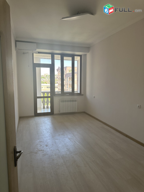LA08428 Վարձով 3 սենյականոց բնակարան Ադոնց , Երազ բնակելի թաղամաս նորակառույց շենք