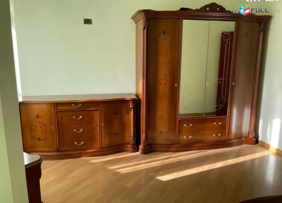 LA08440 Վարձով 4 սենյականոց բնակարան Աբովյան փողոց , Հյուսիսային պողոտայի մոտ 