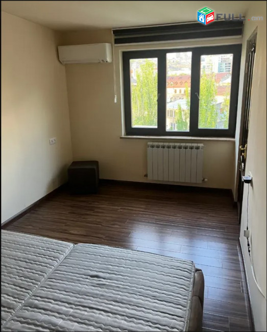 LA08458  Օրավարձով  7 սենյականոց բնակարան Սայաթ Նովա պողոտայում