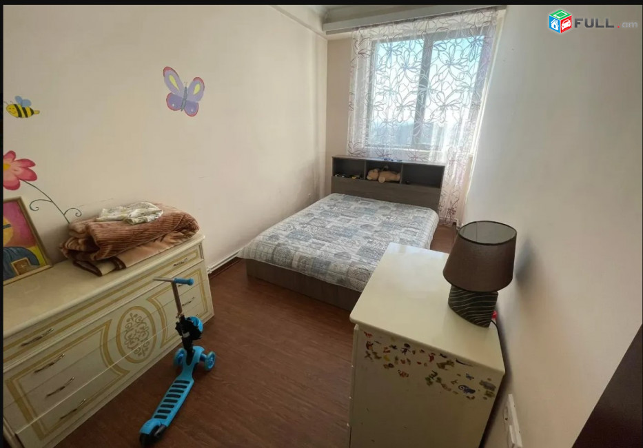 LA08456 Վարձով 3 սենյականոց բնակարան  Քեռու փողոց ,  նորակառույց շենքում