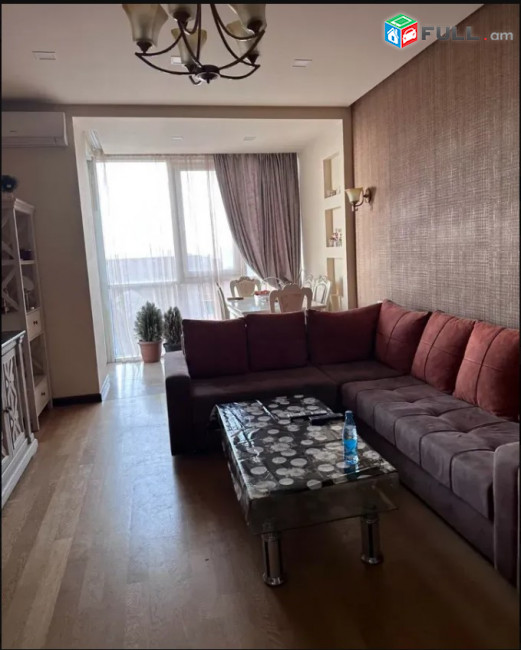 LA08463 Վարձով 3 սենյականոց բնակարան Նաիրի Զարյան փողոց , նորակառույց շենքում 