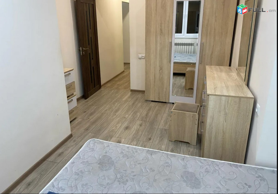 LA08480  Վարձով 2 սենյականոց բնակարան Արամ Խաչատրյան , Երիցյաններ սուպերմարկետի հարևանությամբ