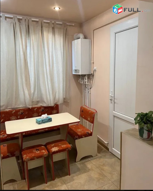 LA08482 Վարձով 2 սենյականոց բնակարան Վաղարշյան փողոցում 
