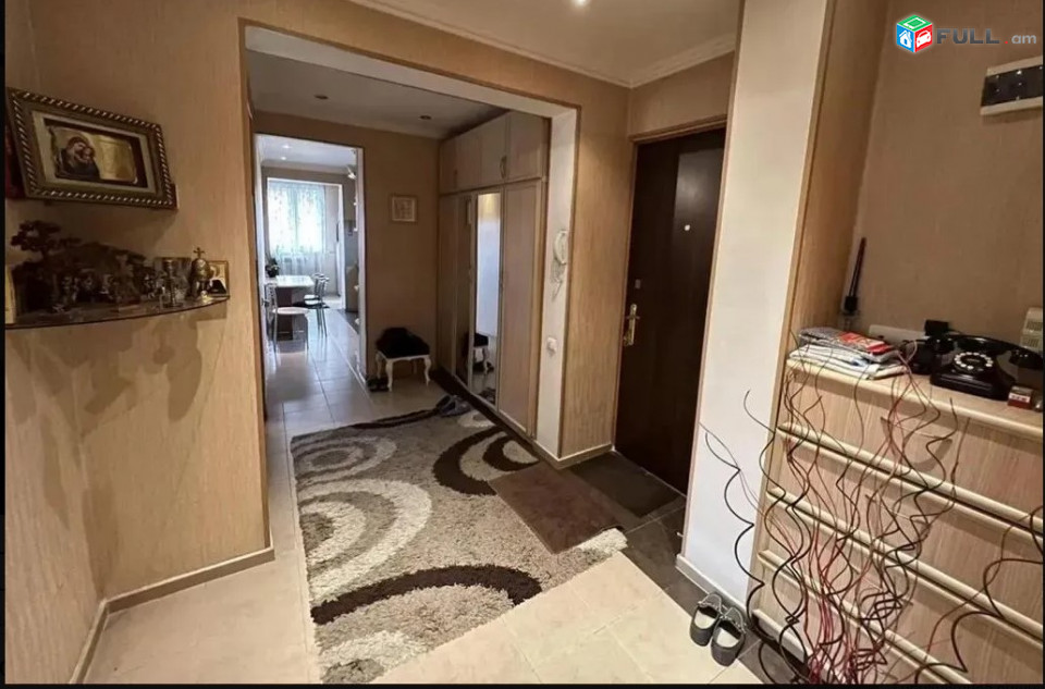LA08494 Վարձով 2 սենյականոց բնակարան Քաջազնունի փողոցում
