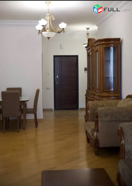 LA08506 Վարձով 3 սենյականոց բնակարան Սայաթ Նովա , նորակառույց շենք 