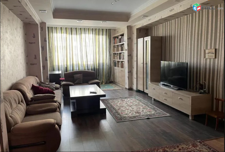 LA08536 Վարձով 3 սենյականոց բնակարան Արշակունյաց փողոցում 