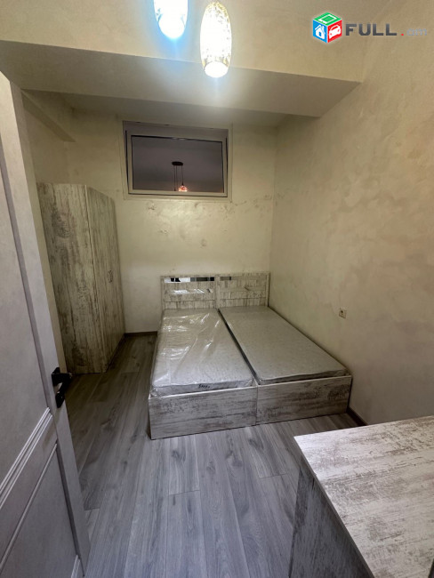 LA08547 Վարձով  3 սենյականոց բնակարան Նալբանդյան փողոց , նորակառույց շենք