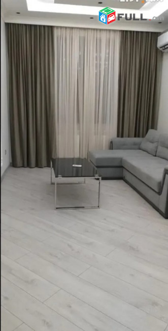 LA08551 Վարձով 3 սենյականոց բնակարան  Գրիբոյեդով փողոց , նորակառույց շենքում