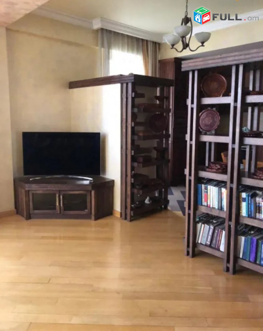 LA08552 Վարձով 3 սենյականոց բնակարան  Մհեր Մկրտչյան փողոց , նորակառույց շենքում