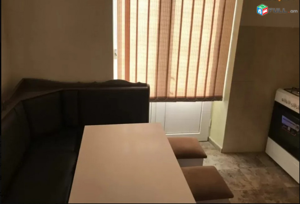 LA08575 Վարձով 2 սենյականոց բնակարան Բագրատունյաց փողոցում, 3 րդ մաս