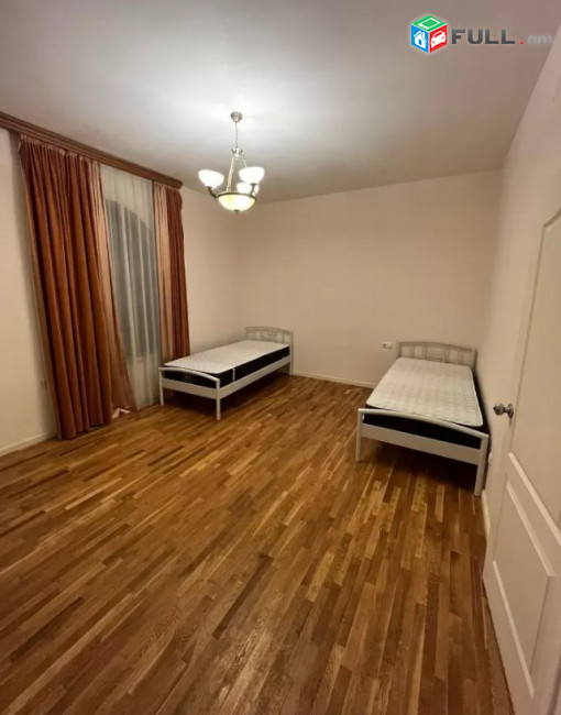 LA08568  Վարձով 6 սենյականոց 3 հարկանի առանձնատուն Վահագնի թաղմասում 
