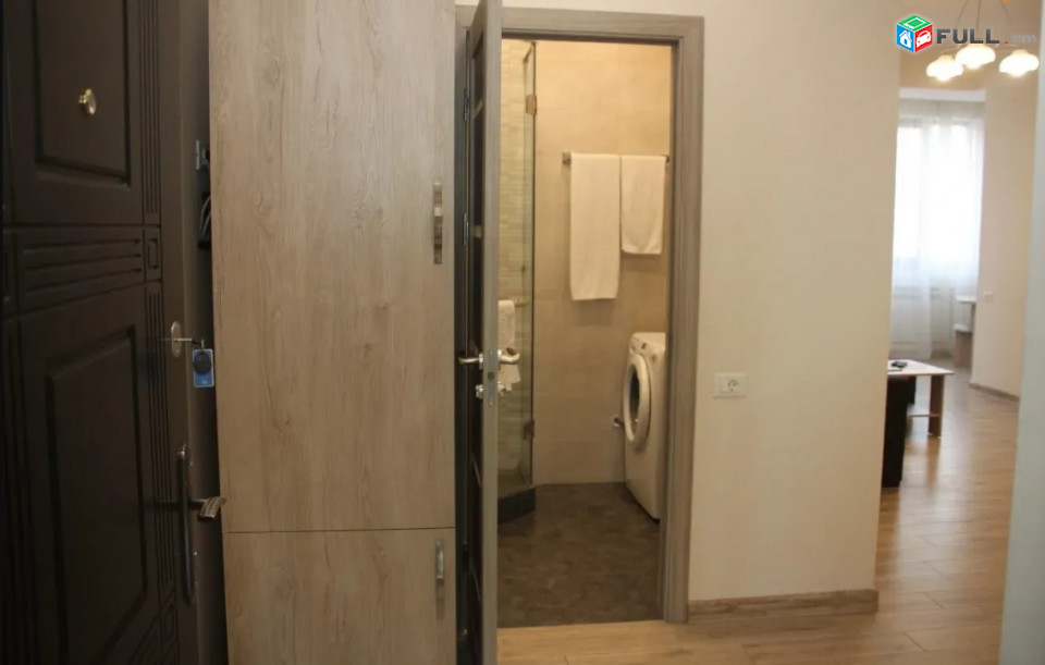 LA08615 Վարձով 2 սենյականոց բնակարան Մաշտոցի  պողոտա , նորակառույց 