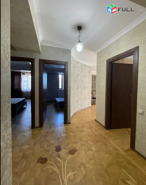 LA08620 Վարձով 3 սենյականոց բնակարան Դեմիրճյան փողոցում