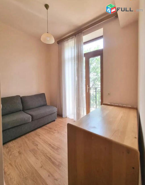 LA08634 Վարձով 3 սենյականոց բնակարան Նաիրի Զարյան փողոցում 