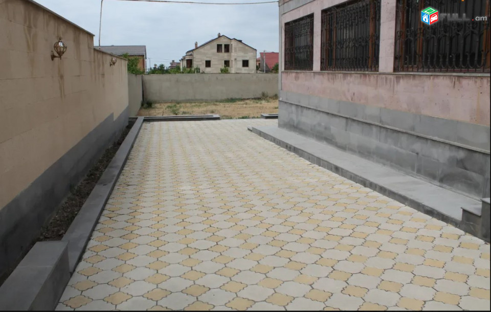  LA08637 Վարձով 3 սենյականոց առանձնատուն Բագրևանդի 24-րդ փողոց,  Ջրվեժում