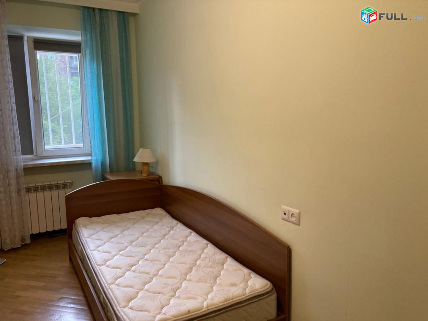 LA08685 Վարձով 3 սենյականոց բնակարան Կոմիտաս, Արևելյան խոհանոցի մոտ
