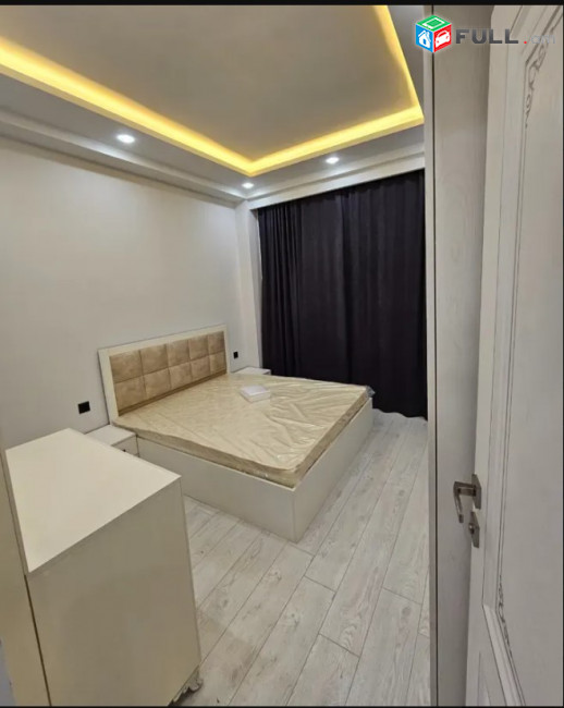 LA08730 Վարձով 3 սենյականոց բնակարան  Արաբկիր , նորակառույց շենքում