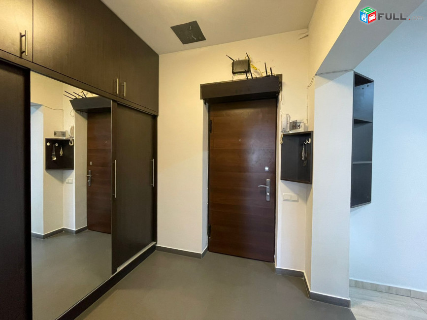 LA08733 Վարձով 3  սենյականոց բնակարան  Ֆուչիկի փողոցում
