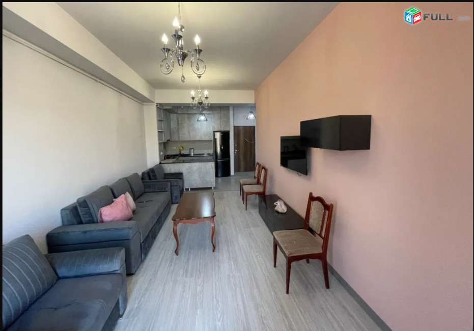 LA08739 Վարձով 3 սենյականոց բնակարան Տիգրան Պետրոսյանի փողոց , նորակառույց շենքում 