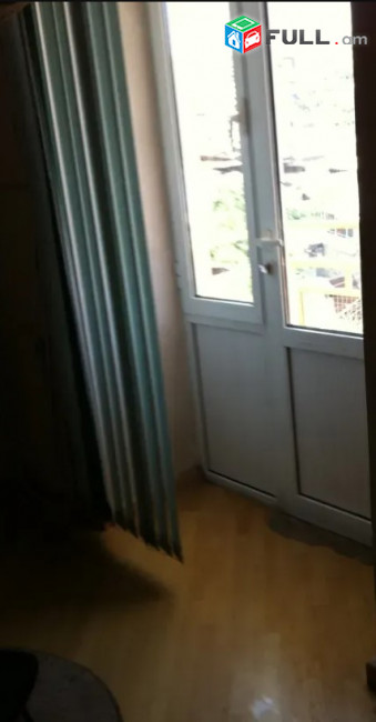 LA08757  Վարձով 3 սենյականոց բնակարան Նար-Դոսի փողոցում