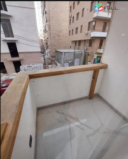 LA08825 Վարձով  2 սենյականոց բնակարան Աղայան փողոցում