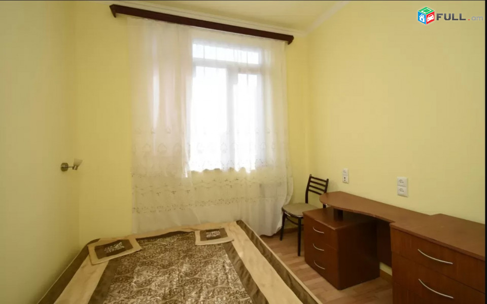 LA08847 Վարձով 2 սենյականոց բնակարան Արամ Խաչատրյանի փողոցում